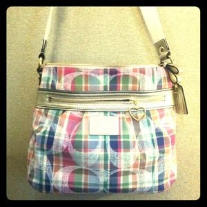 Coach cross body poppy purse & coin purse