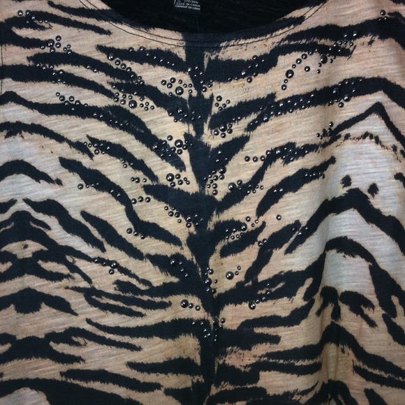 Animal Print - Tank - Top - Picture 2 of 3