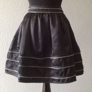 NWOT silence and noise skirt