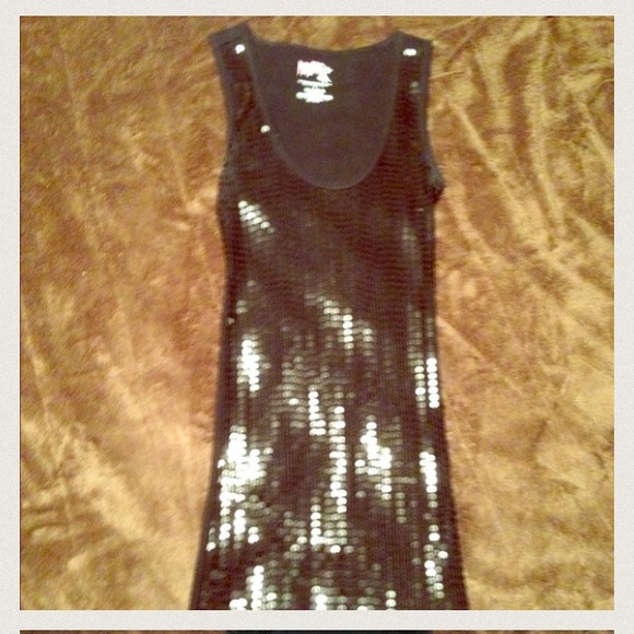 Black tank top bundle. - Picture 3 of 3