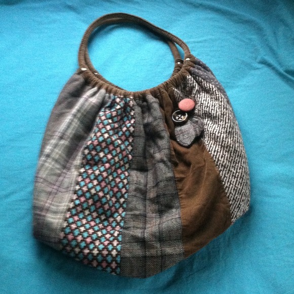 Purse - Picture 1 of 1