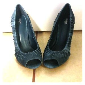 Vintage target denim heel shoe