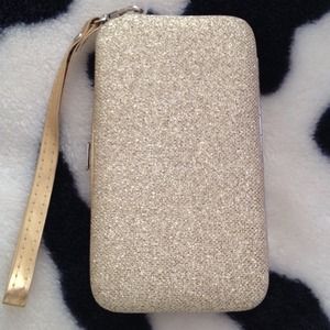 🚫SCAMMED🚫 BY RAGEANDLOVE72❗iPhone wristlet