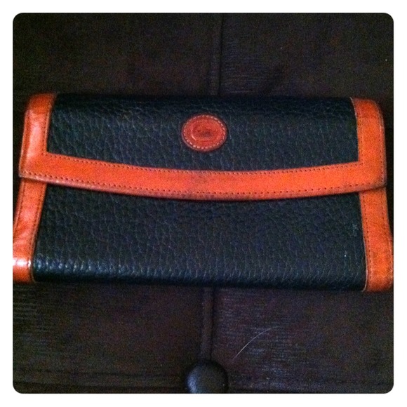 Dooney & Burke wallet