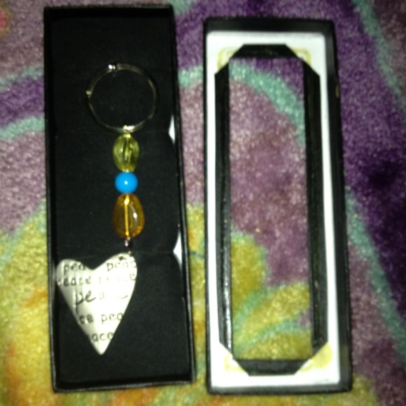 Accessories - 💥TRADED💥Peace keychain and necklace bundle