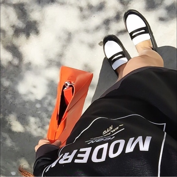 FOLLOW ME ON MY INSTAGRAM @wowenypon - Picture 4 of 4