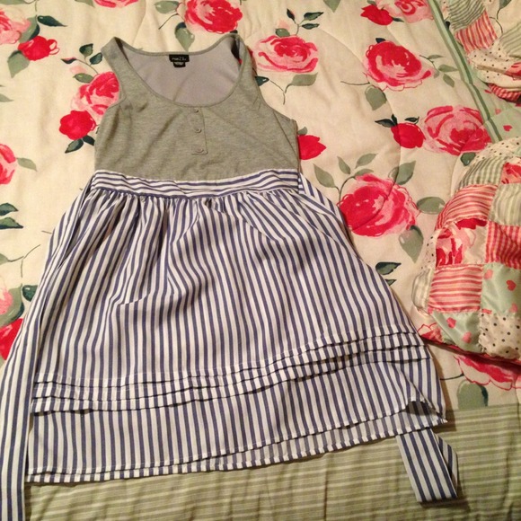 Rue 21 dress - Picture 2 of 2