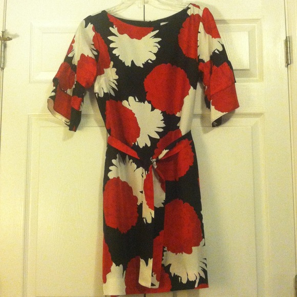 👗 Molly B Boston Silk Floral Dress👗