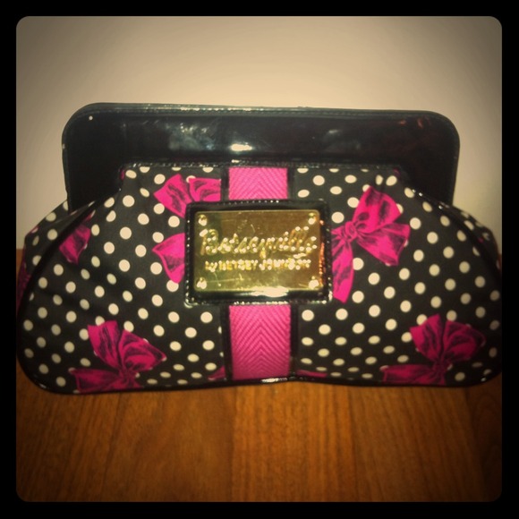 NEWLY REDUCED Betseyville by Betsey Johnson clutch