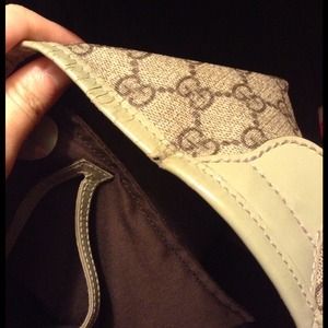 )Authentic gucci $120