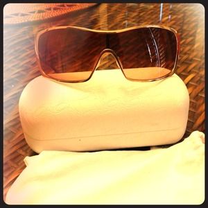 💯% Authentic Oakleys