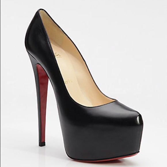 christian louboutin replica.com christian louboutin replica.com