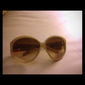 Gucci big face glasses