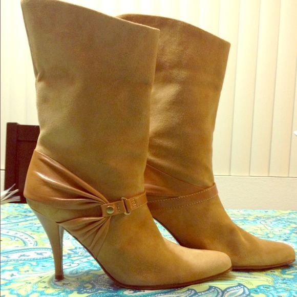 🚫SOLD🚫Like New Cole Haan Boots w/ dust bag 7.5