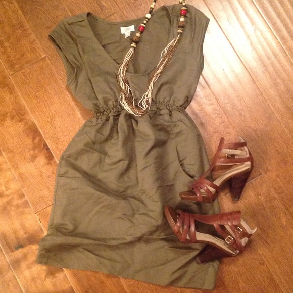 🚫SOLD🚫Olive Green LOFT Dress