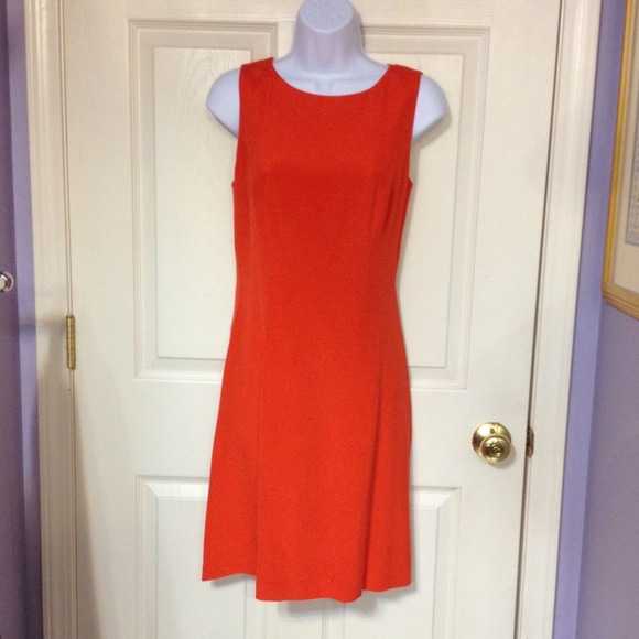 Fun coral dress lined; 100% silk