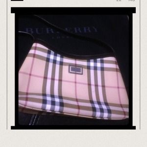Small Burberry bag dimension 10x6 inchs no dustbag