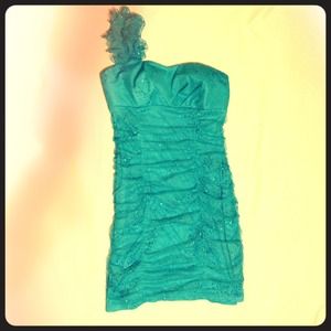 Nice elegant party dress and new, size 13