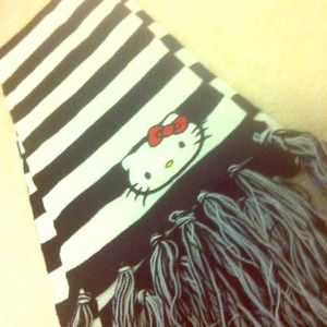 Black and White Hello Kitty Scarf