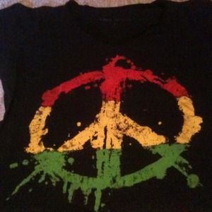 Peace sign short sleeve t-shirt