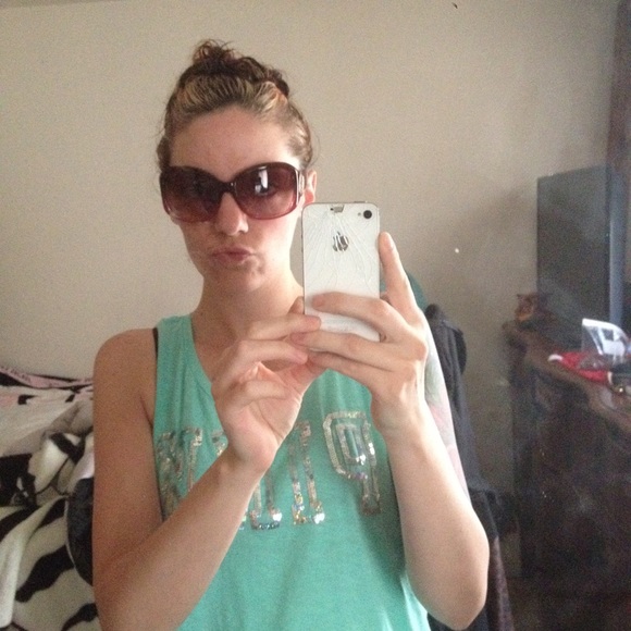 Juicy couture sunglasses. - Picture 4 of 4