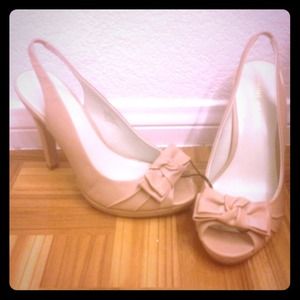 Nine West tan beige open toe high heels! Size 7