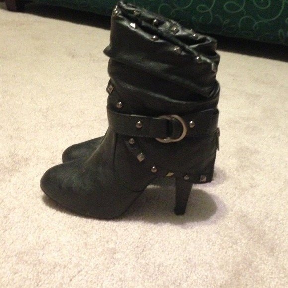 BKE Studded Black Heeled Biker Boots