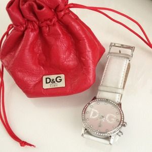 D&g white watch