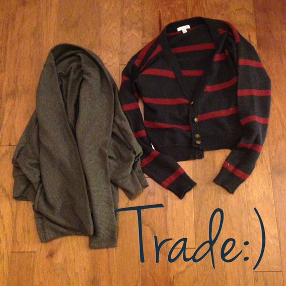 2 light sweaters