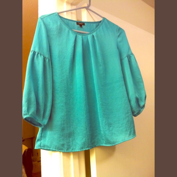 SOLD ❌ Teal Satin Blouse