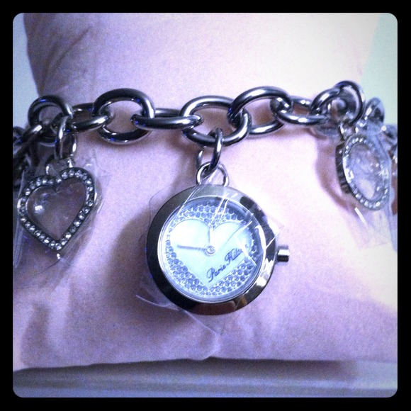 💚Silver Charm Bracelet Watch💚