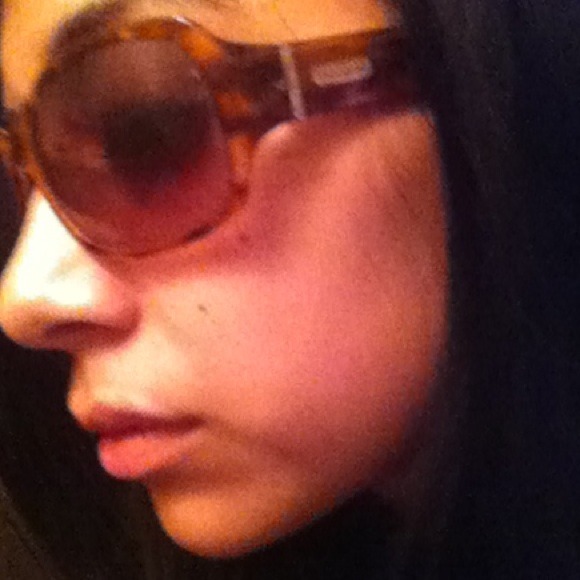 Coach sunglasses - Picture 3 of 4