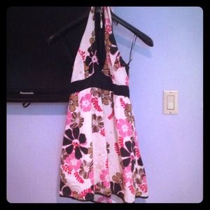 Wet seal never been worn looking to trade or sell