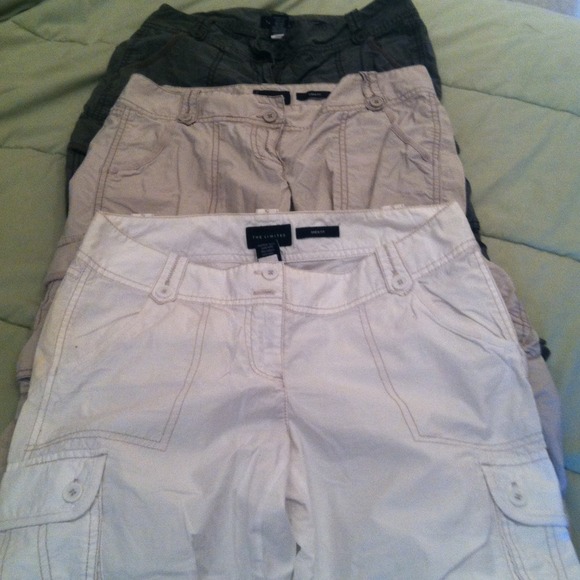 SOLD!!!! NWOT 3 pairs of The Limited Capris