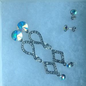 Beautiful never worn earrings