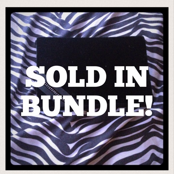 🚫SOLD IN BUNDLE!🚫