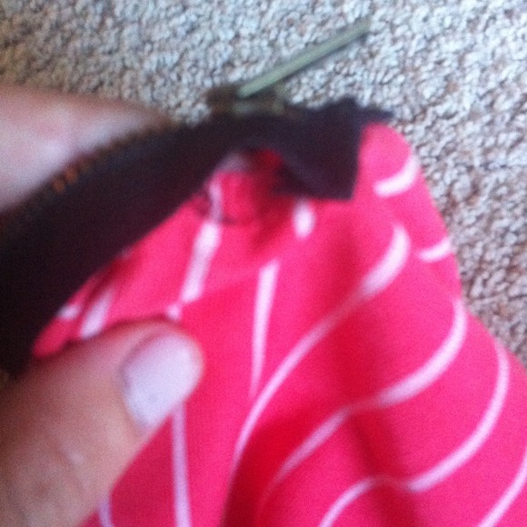 SALE!!! Black and Pink fitted dress - Picture 2 of 2