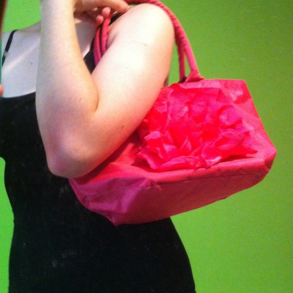 Hot Pink Murval Paris Flower Purse - Picture 4 of 4