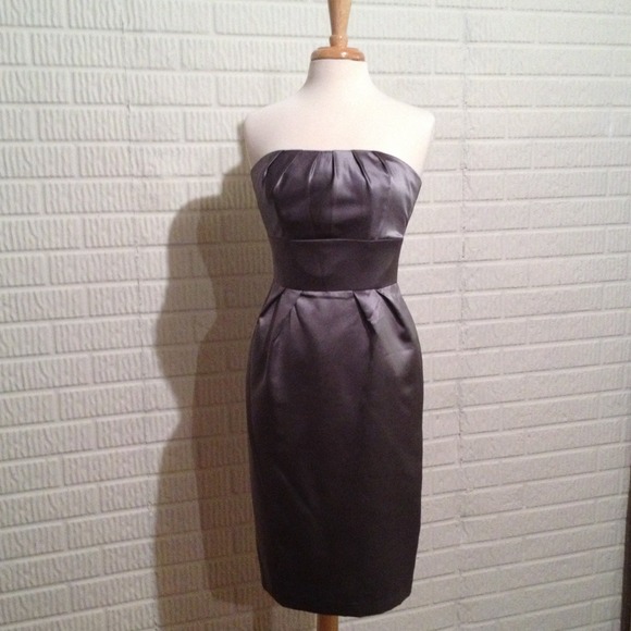 **SOLD**Classic strapless satin pencil dress