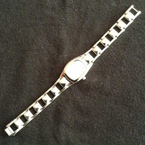 Fossil Watch - Picture 3 of 3