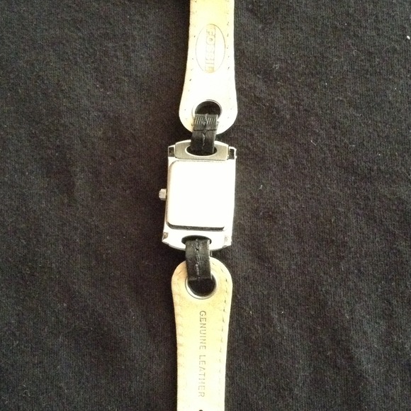 Fossil Watch - Picture 2 of 4