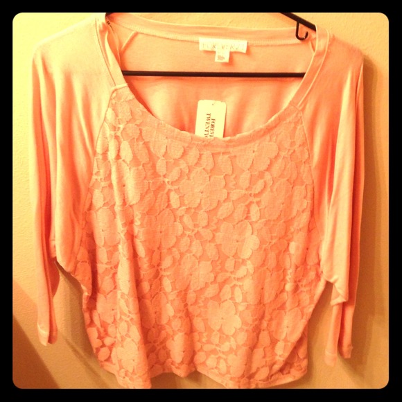 ❌SOLD❌Light pink floral top!🌸