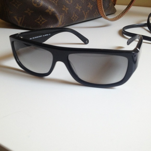 Authentic Burberry Sunglasses (no case)