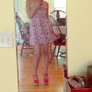 Cute floral strapless summer dress