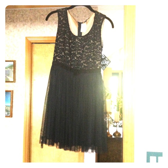 Be Bop black/tan dress. Size L