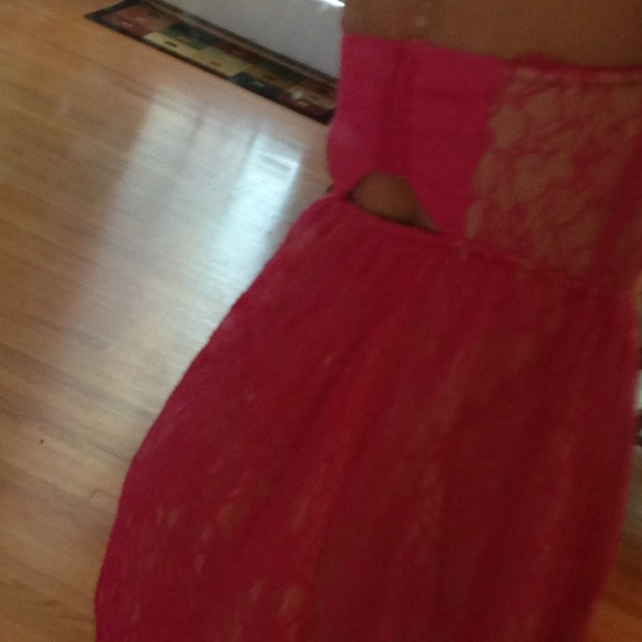 Urban Outfitters cutout neon pink strapless dress - Picture 2 of 2