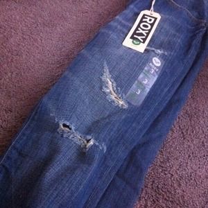 Roxy boyfriend jeans size 3