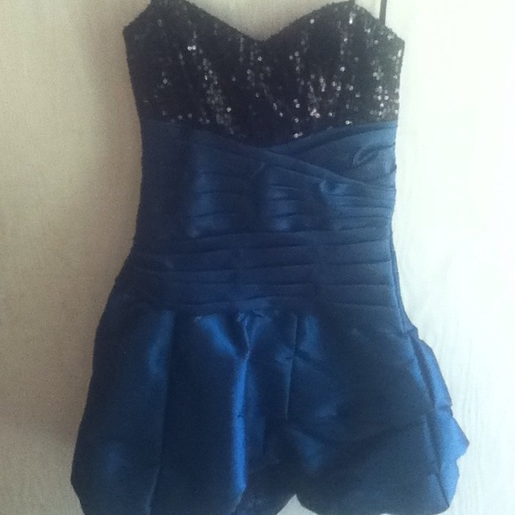 Homecoming black and blue short dress