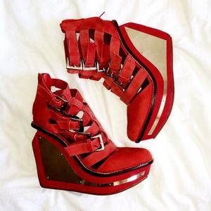 Jeffrey Campbell Clinic Red🔴HOL🔴