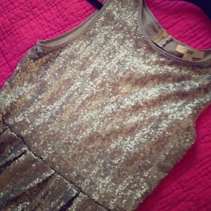 Gorgeous sequined party dress